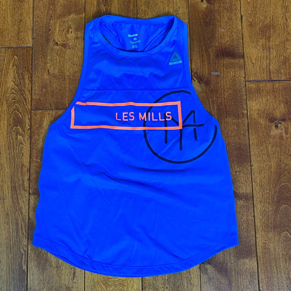 Les Mills tank